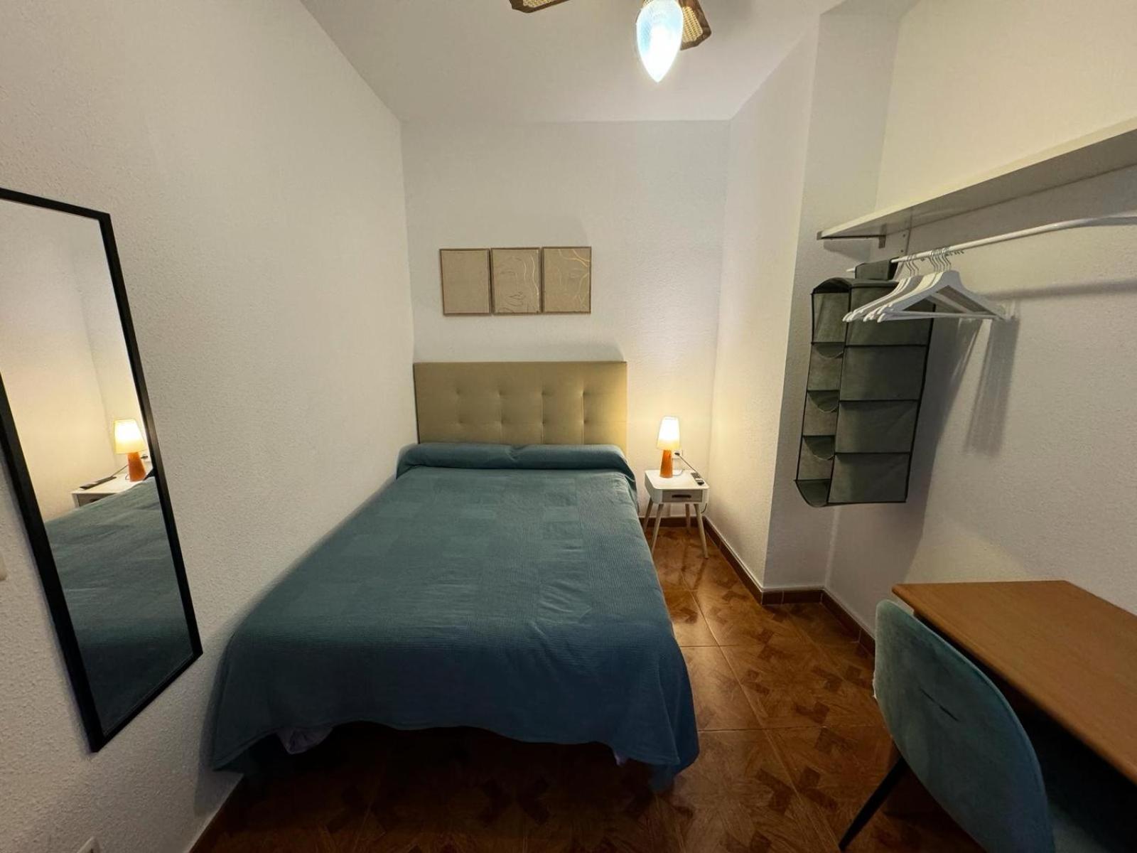 Habitaciones Figueroa Madrid Buitenkant foto